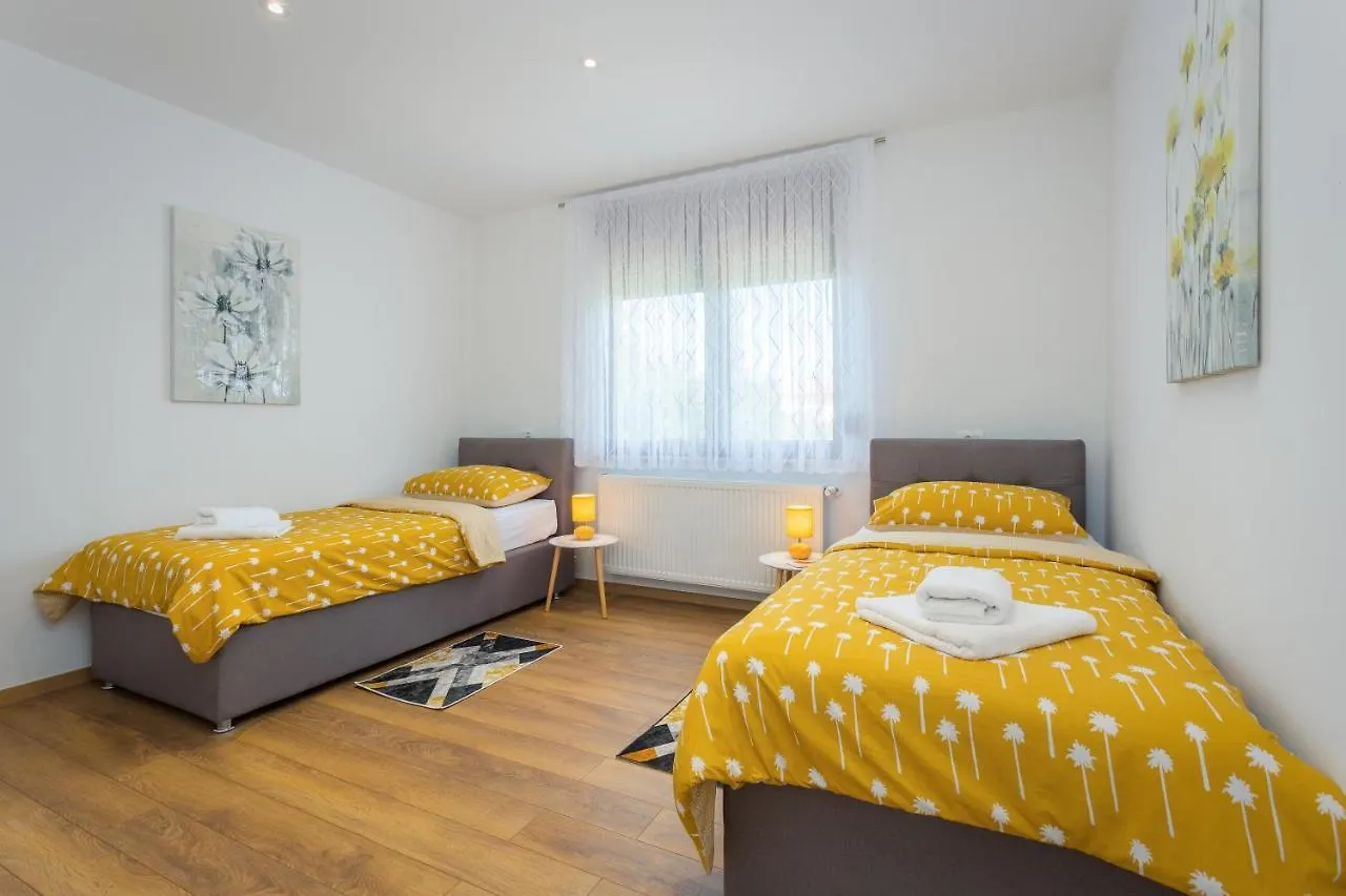 Lumalu Apartment Galizana