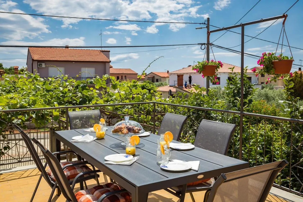 Lumalu Apartment Galizana